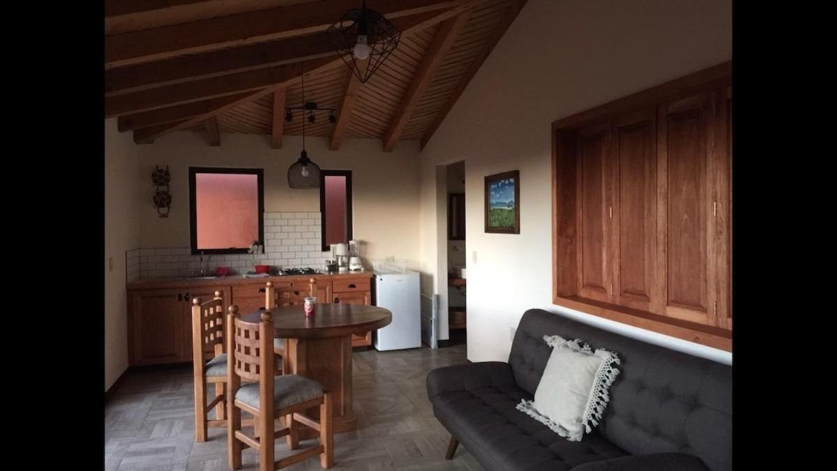Hotel Brisas De Sol à Pátzcuaro Extérieur photo