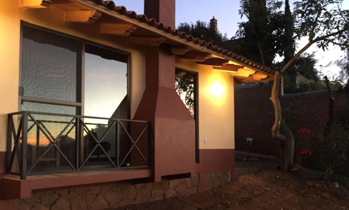 Hotel Brisas De Sol à Pátzcuaro Extérieur photo